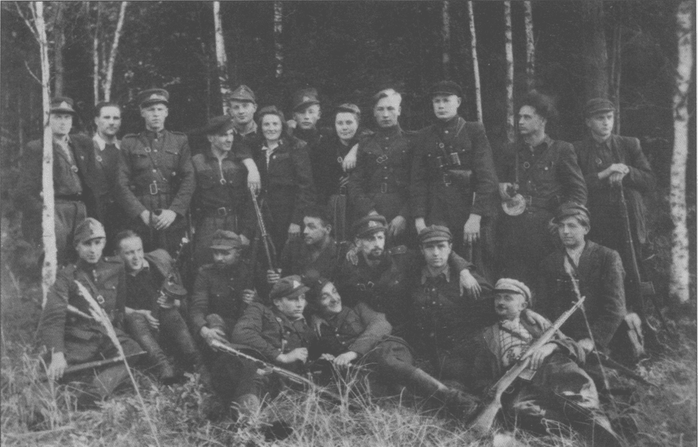Partizanai su ginklais